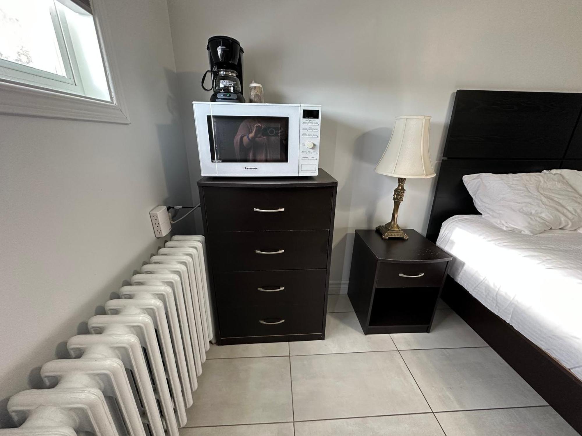 שרברוק Motel Le Refuge מראה חיצוני תמונה