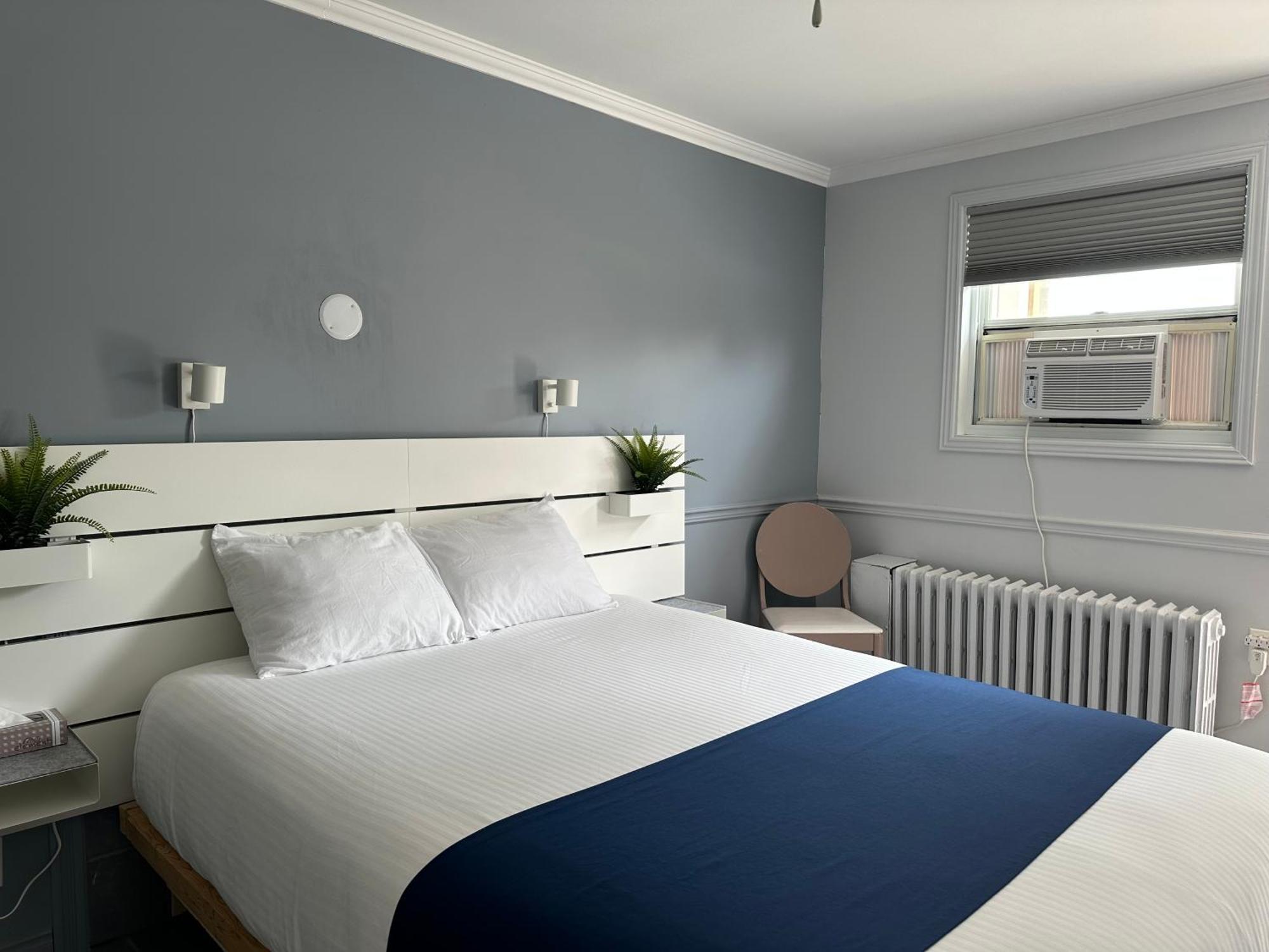 שרברוק Motel Le Refuge מראה חיצוני תמונה